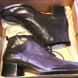 VINTAGE SELBY "Activeflex" Light Blackish Brown Leather Heel Boots Size 9 W